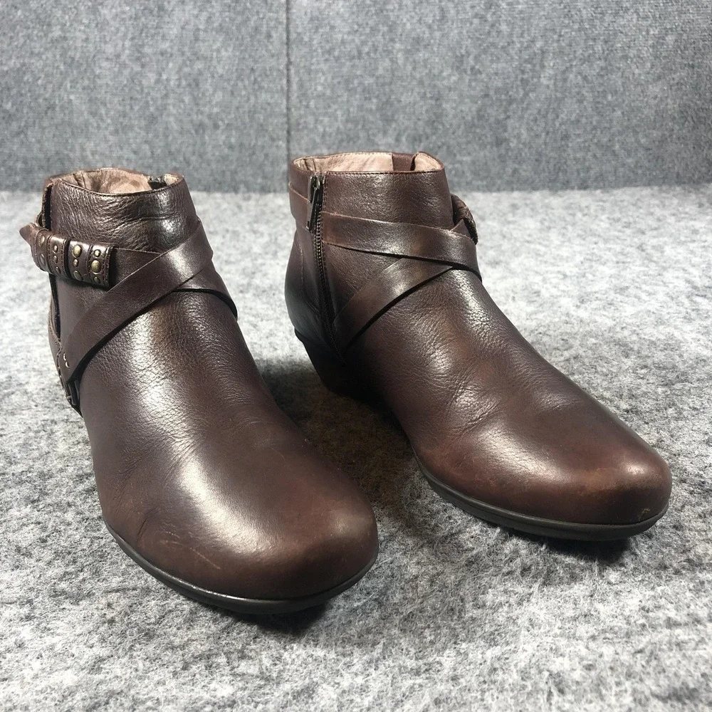 Abeo‎ Abby Ankle Boots Womens 8 N Brown Leather Studded Strap Zip Comfort